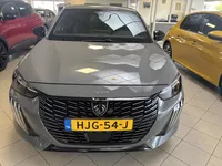 PEUGEOT 208 1.2 Hybrid 136 e-DCS6 GT Foto